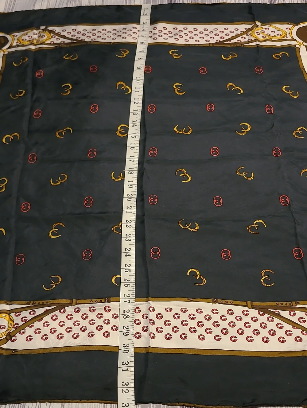 Vintage Gucci 100% Pure Silk Scarf Equestrian GG Logo Horse Head Medallions